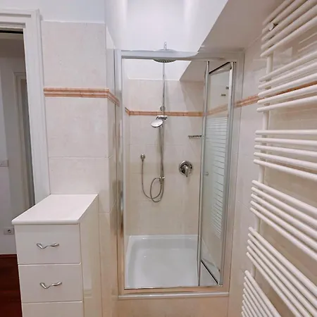 Atelier La Stube - Alpine Design * Bozen